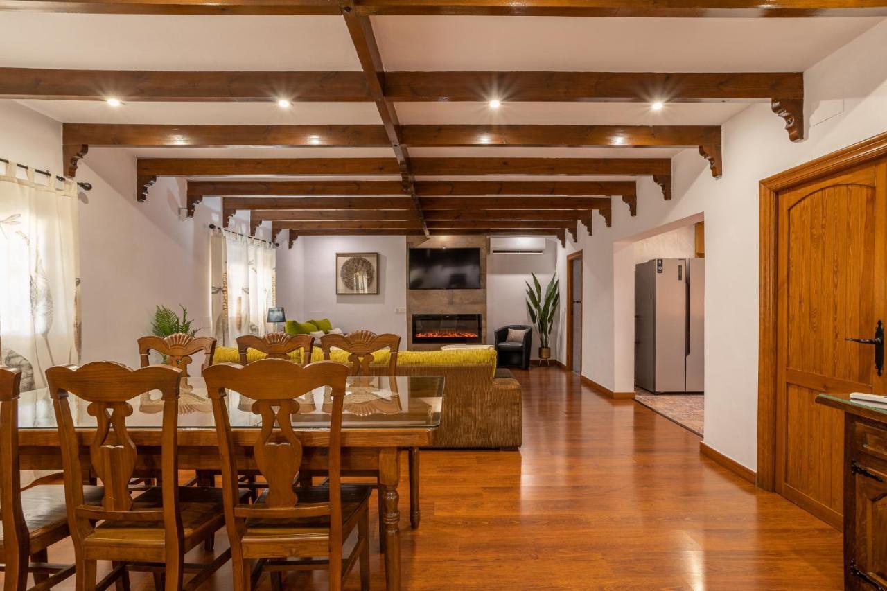 Villa Torres موتريل المظهر الخارجي الصورة
