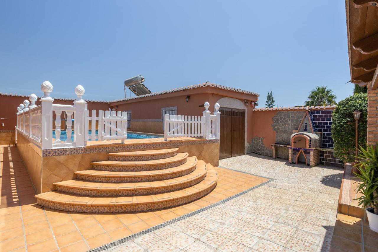 Villa Torres موتريل المظهر الخارجي الصورة